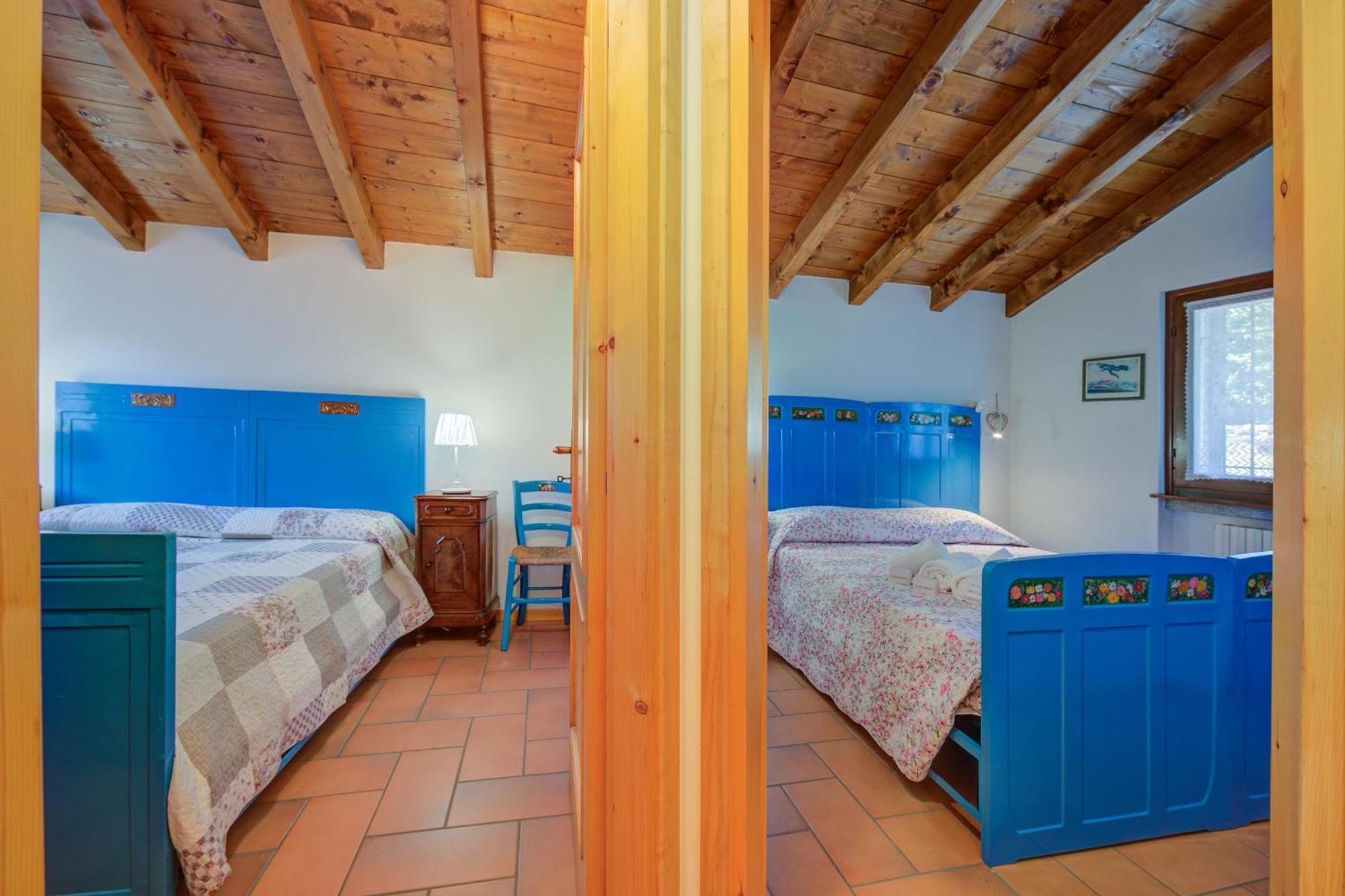 Villa Il Castagno Few Min From Beach - Happy Rentals Castelveccana Zewnętrze zdjęcie