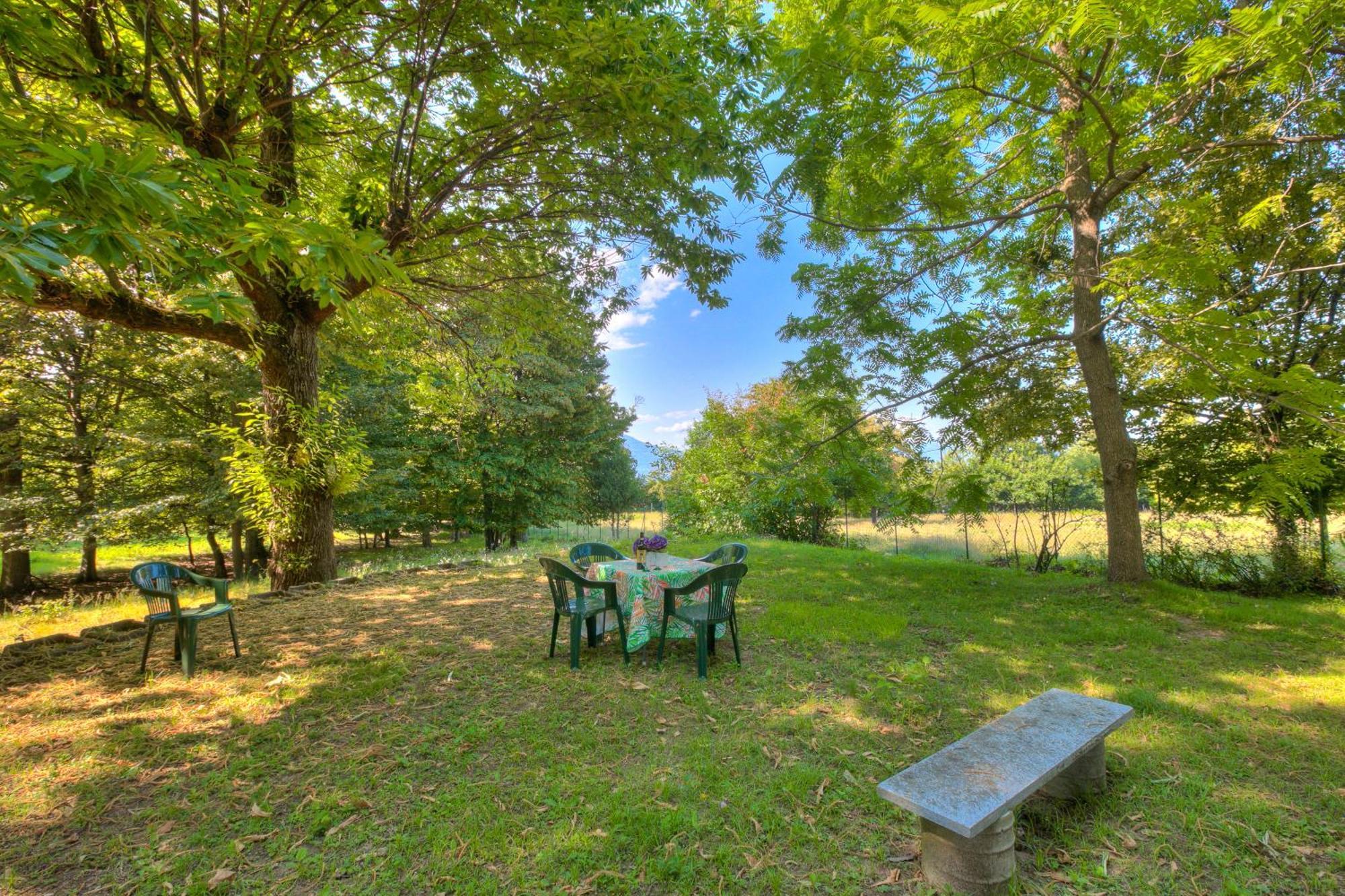 Villa Il Castagno Few Min From Beach - Happy Rentals Castelveccana Zewnętrze zdjęcie